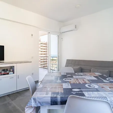 Gorgeous In With Kitchen Apartamento